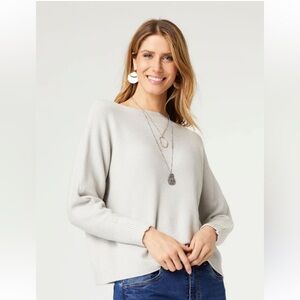 Coco + Carmen Relaxed Ciana Pullover Women's Light Gray Sweater